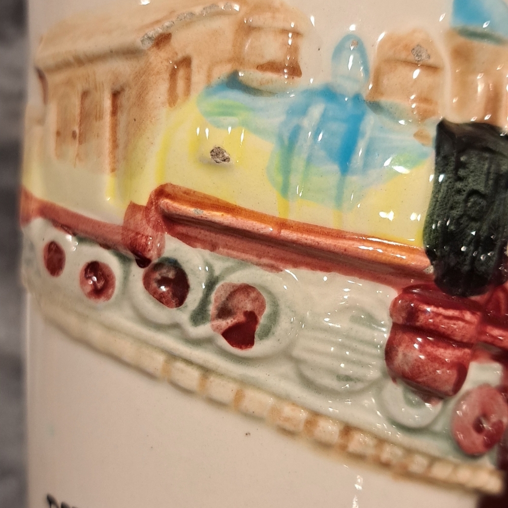 Vtg Knotts Berry Farm 3-D Train Ceramic Mug Souvenir - Picture 6 of 6